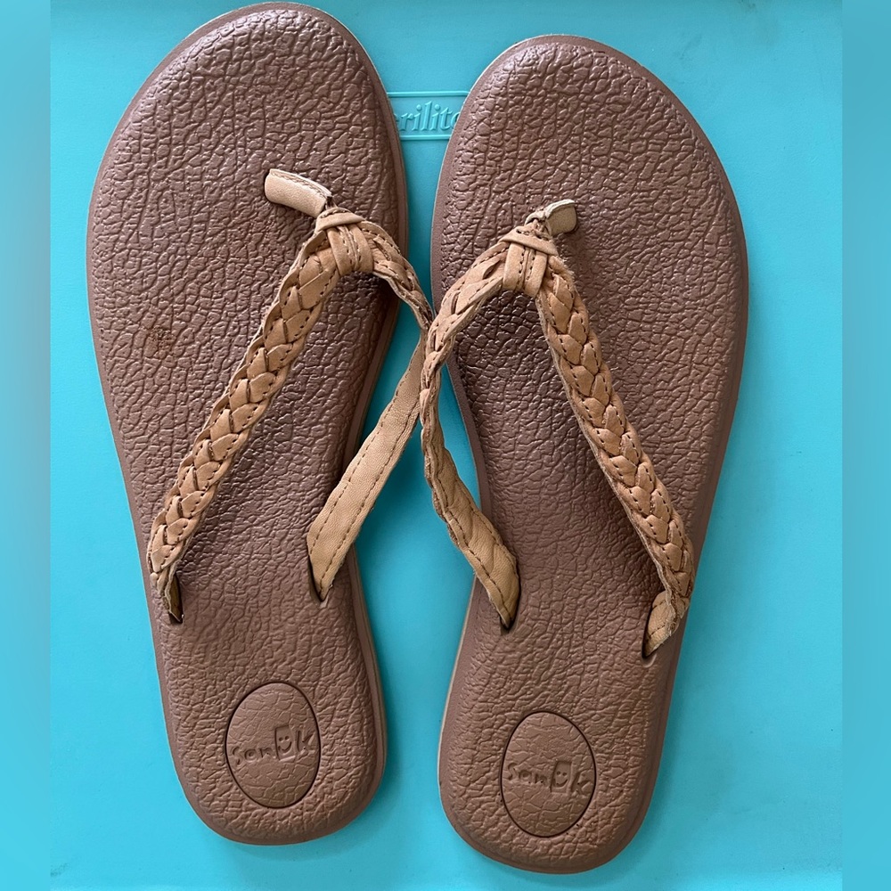 Sanuk Leather Braided Flip Flops W10